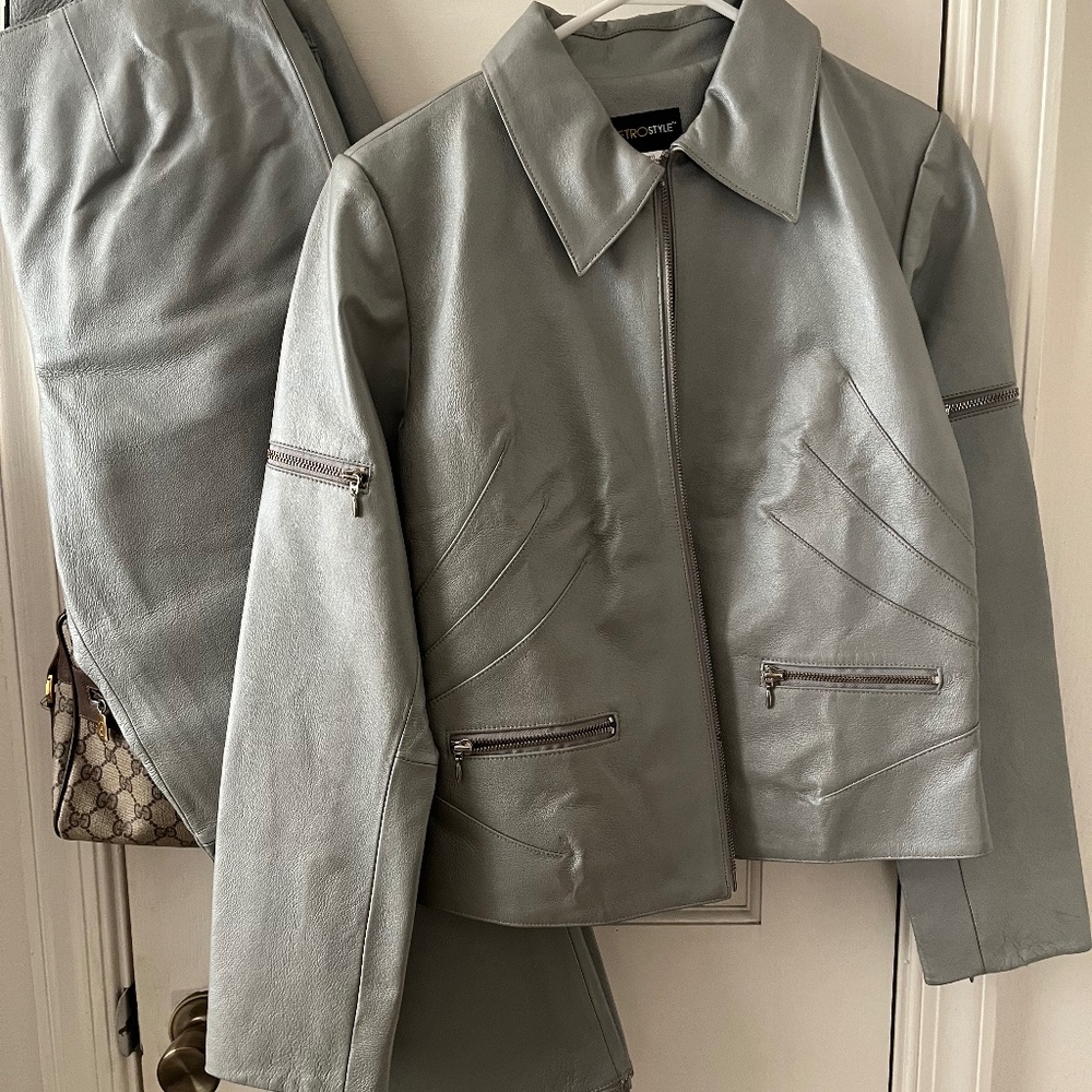 Suit